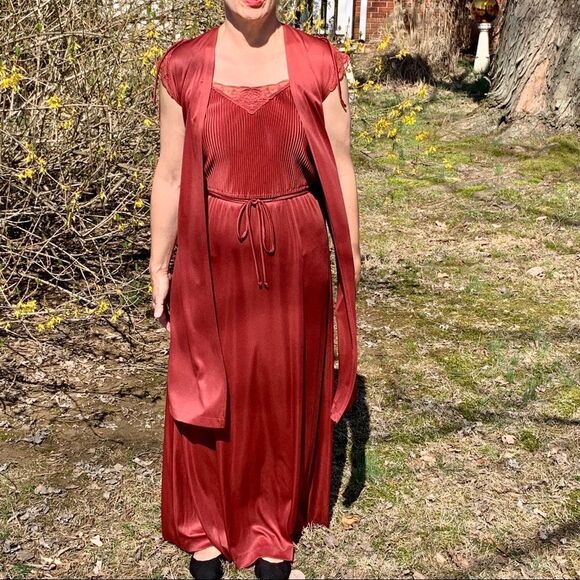 Vtg 70s maroon polyester maxi dress/2 jackets - Picture 1 of 8